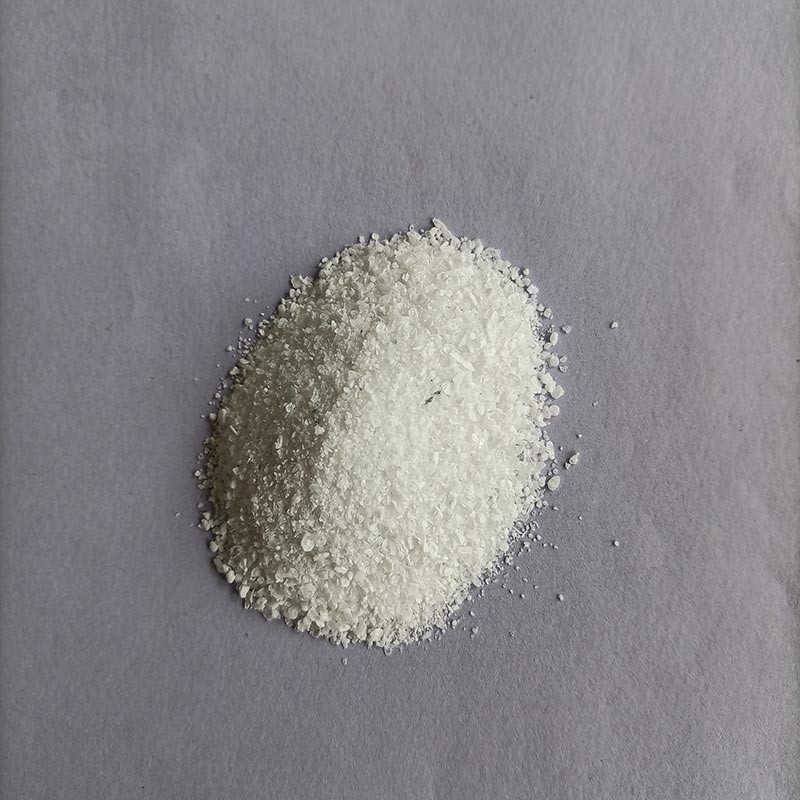 Als Brazflux für Aluminium, Aluminiumlegierungen, und Edelstahl, Kalium Cryolit.