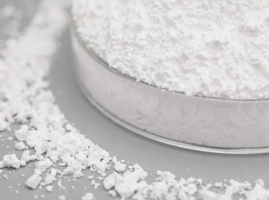 Aluminiumfluorid,Katalysatoren und Flüssigkeiten für die Schmelze von Nichteisenmetallen