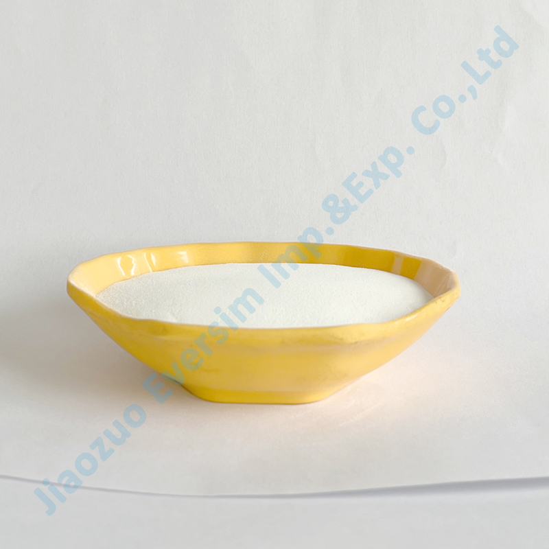Lichtgraue Partikel Aluminiumfluorid AlF3 als Flux und Glasur verwendet