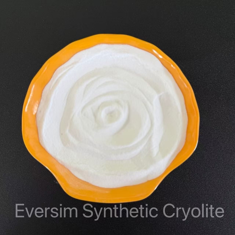 Chemische Produkte Top Qualität CAS13775-53-6 Weißes sandiges synthetisches Kryolith für die elektrolytische Aluminiumindustrie